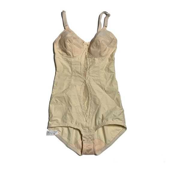 VINTAGE shape wear bodysuit wit cup size C 34 - Picture 1 of 7